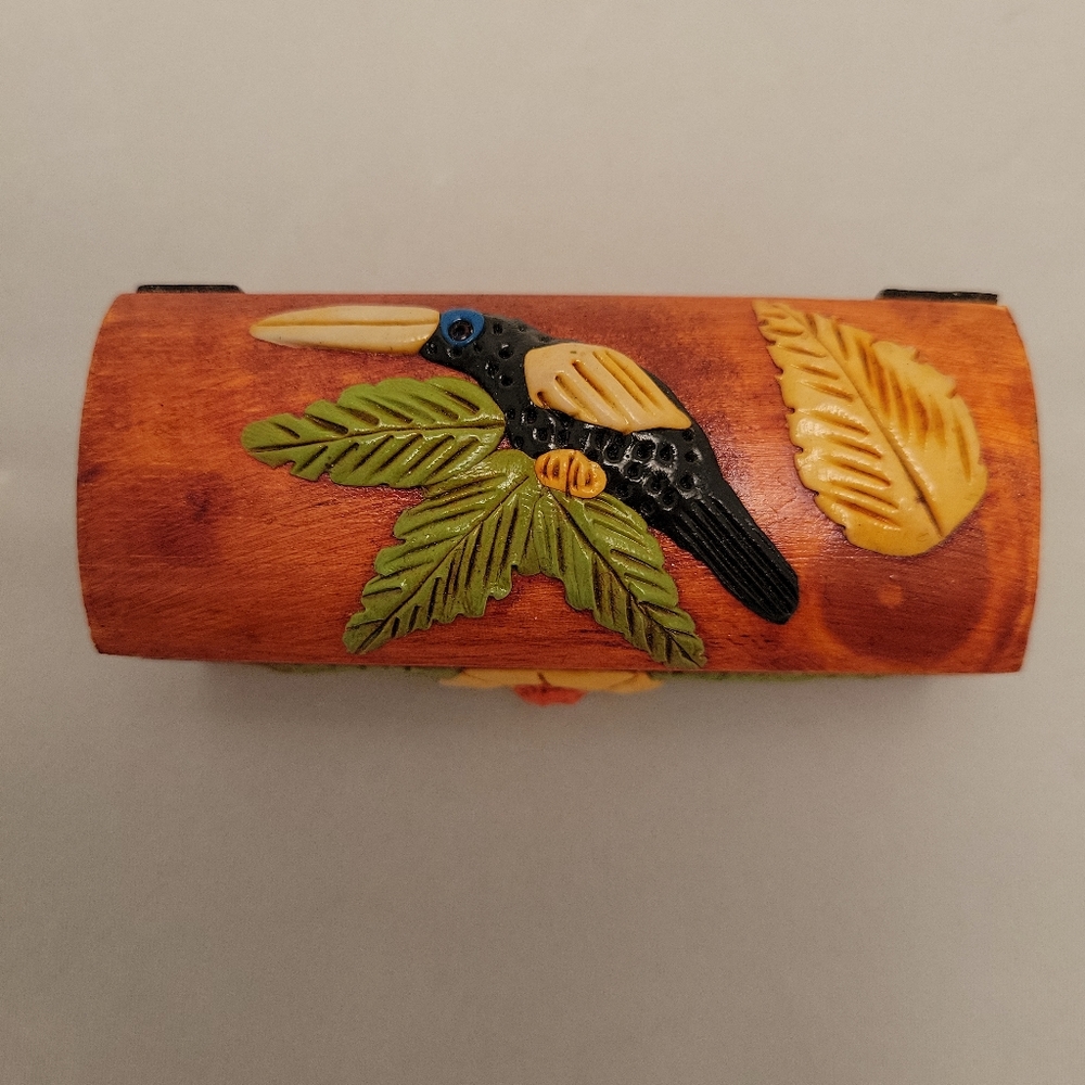 Adorable hand carved hand painted Tucan wooden trinket box